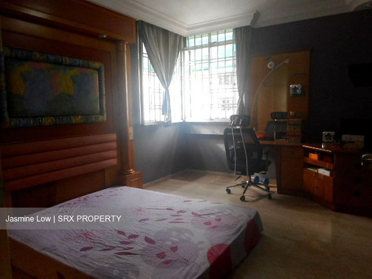 Blk 81A Lorong 4 Toa Payoh (Toa Payoh), HDB 5 Rooms #188481392